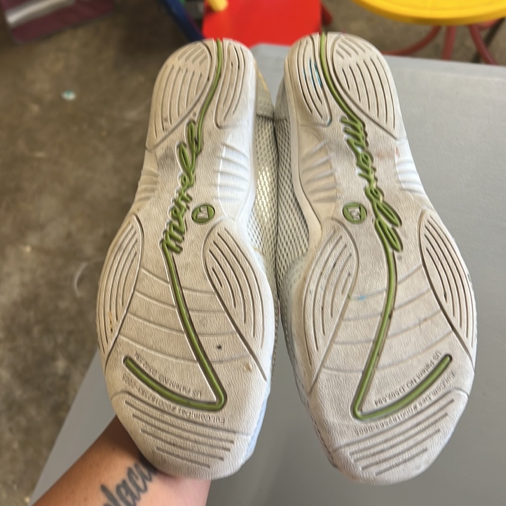 7.5 Merrell slides zipup - Picture 3 of 4
